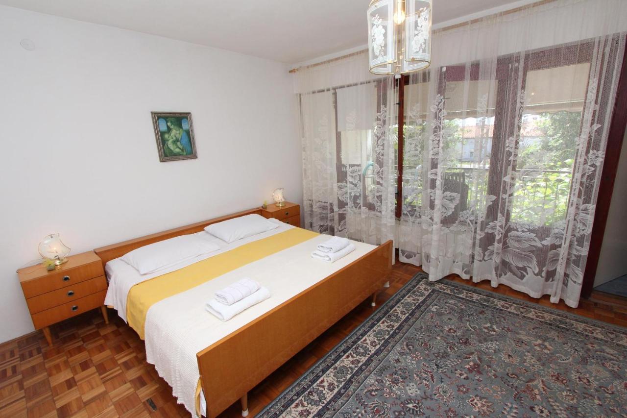 רוביני Rooms And Apartments Dino מראה חיצוני תמונה