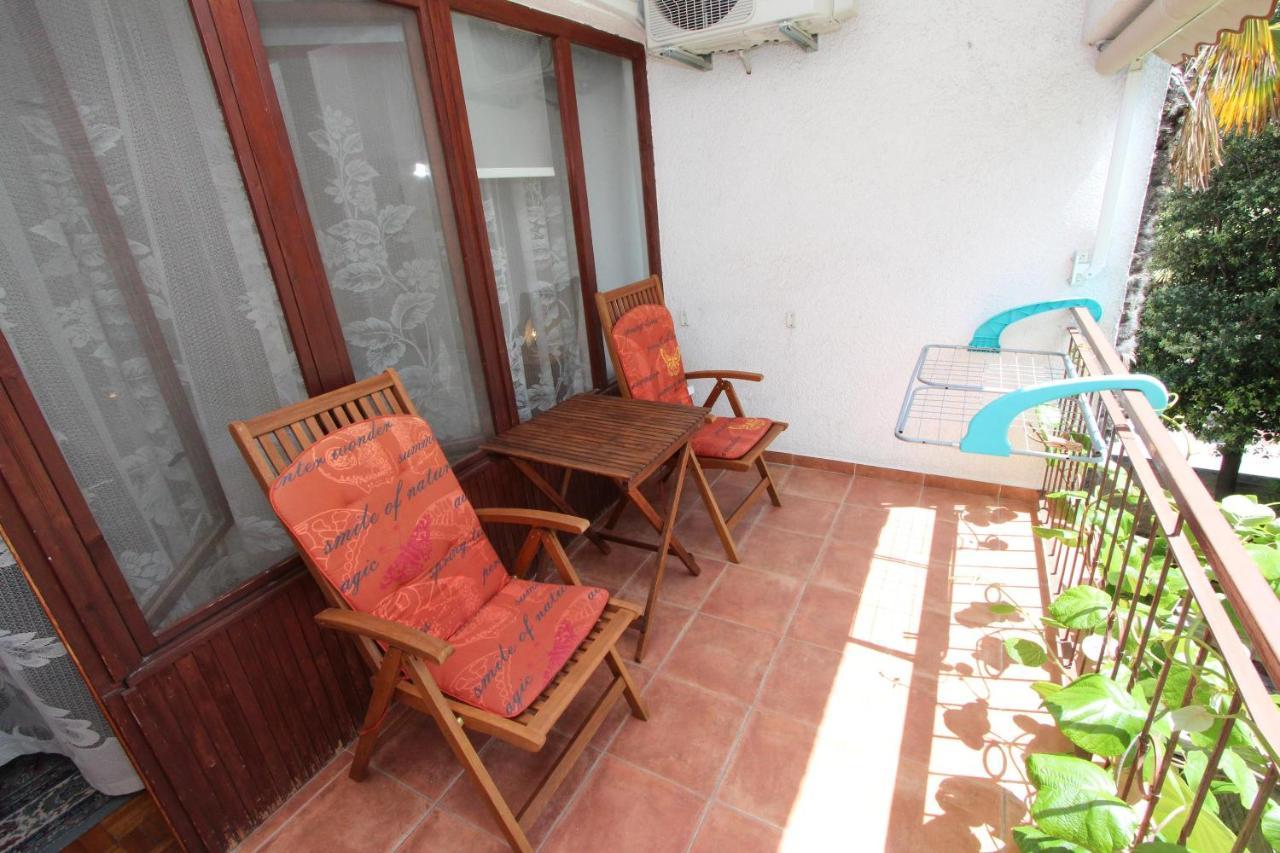 רוביני Rooms And Apartments Dino מראה חיצוני תמונה