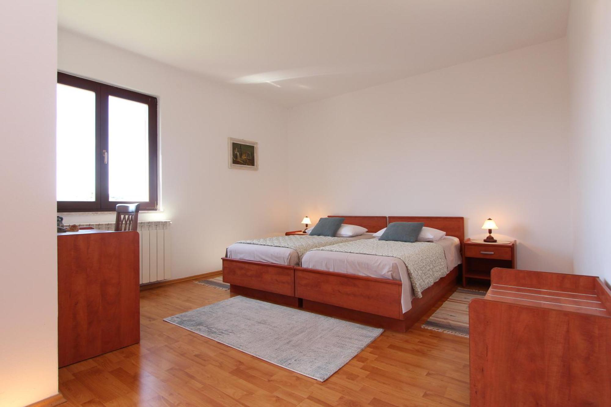 רוביני Rooms And Apartments Dino מראה חיצוני תמונה